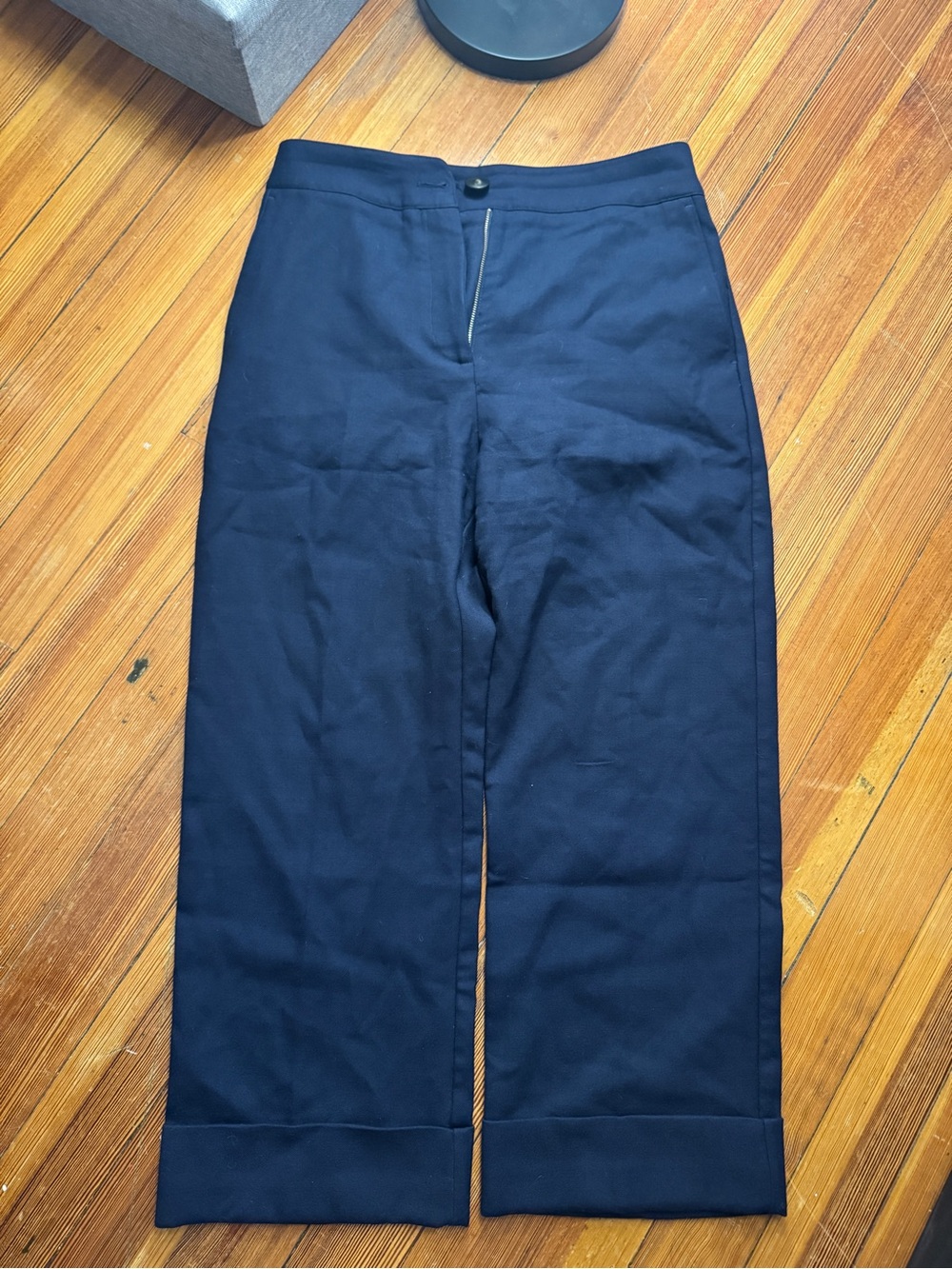 Sezane Tailored High-Waist Wide-Leg Trousers in Navy - Picture 6 of 8